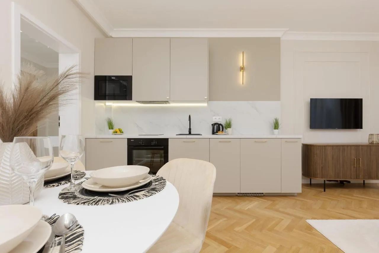 Bright & Elegant Apartment Warsaw By Noclegi Renters