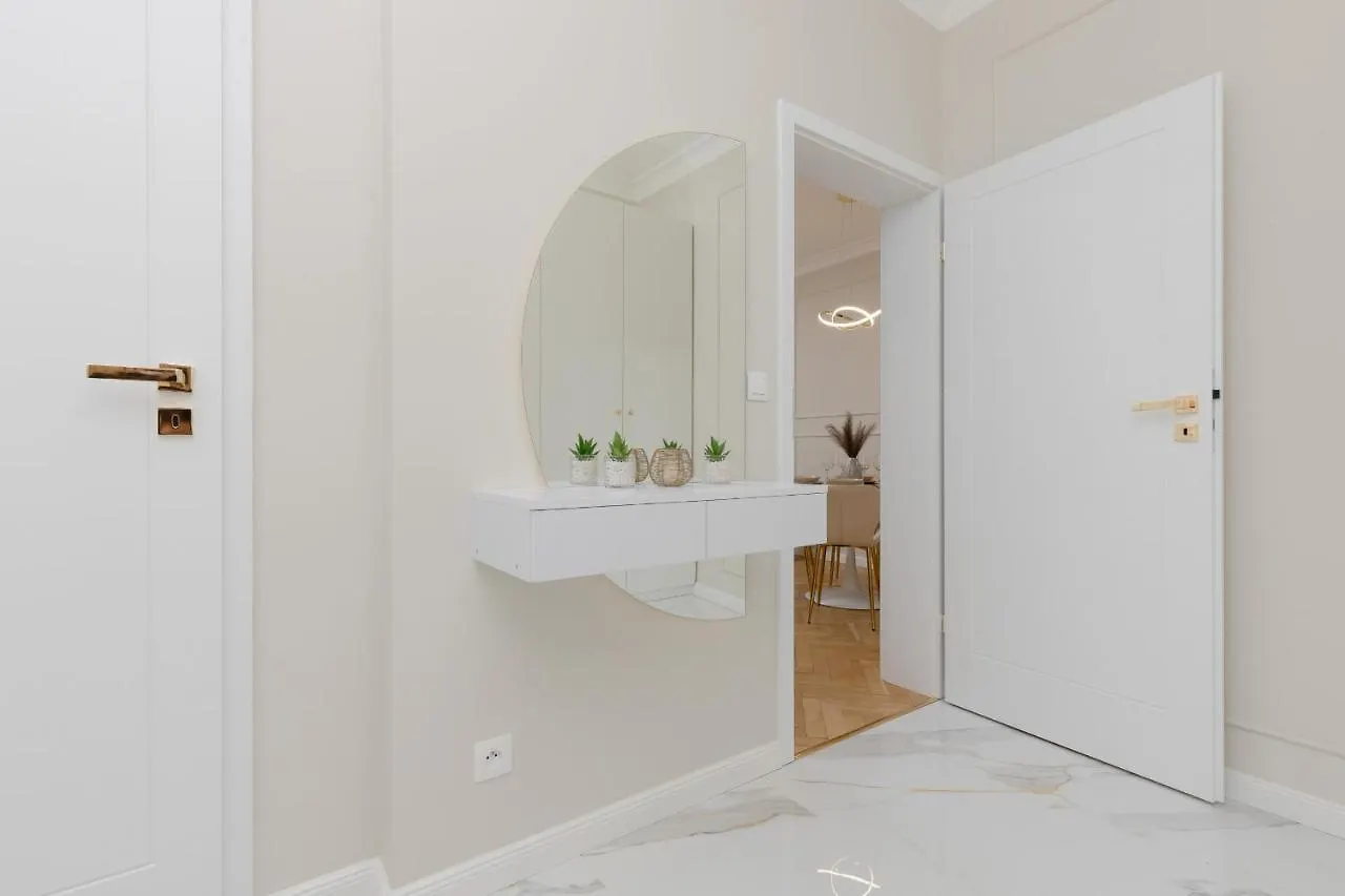 Bright & Elegant Apartment Warsaw By Noclegi Renters